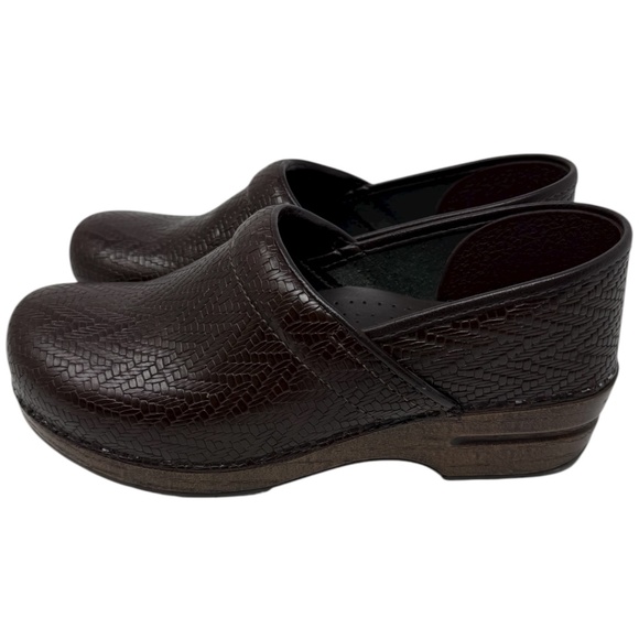Dansko Professional Brown Woven Leather Clogs - Picture 2 of 14